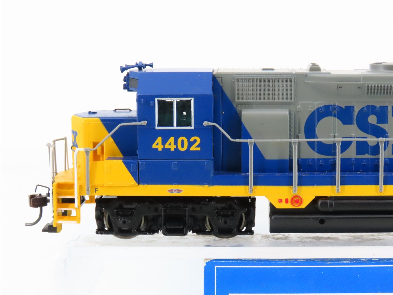 HO Scale Bachmann 60703 CSX Railway GP35 Diesel Locomotive #4402 w/ DCC