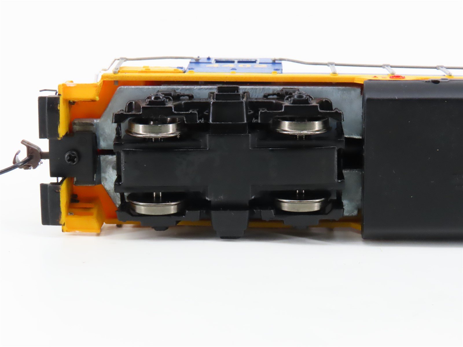 HO Scale Bachmann 60703 CSX Railway GP35 Diesel Locomotive #4402 w/ DCC