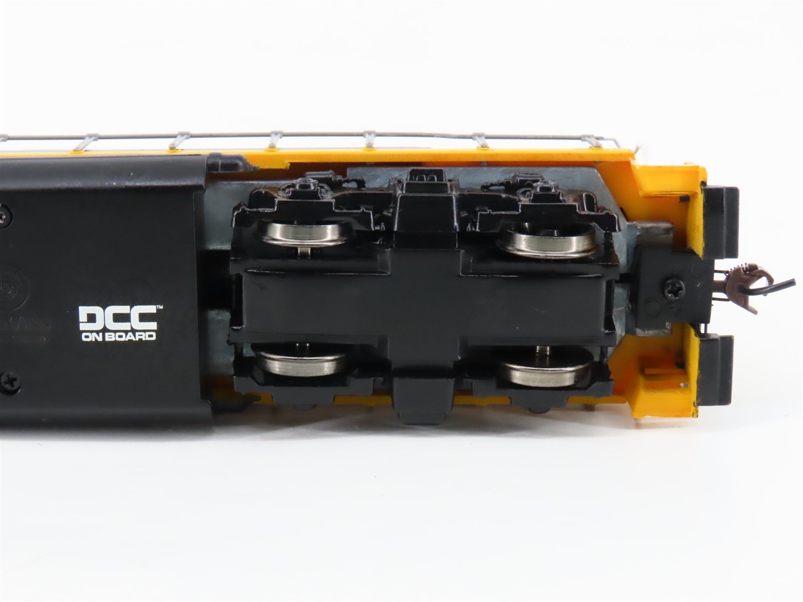 HO Scale Bachmann 60703 CSX Railway GP35 Diesel Locomotive #4402 w/ DCC