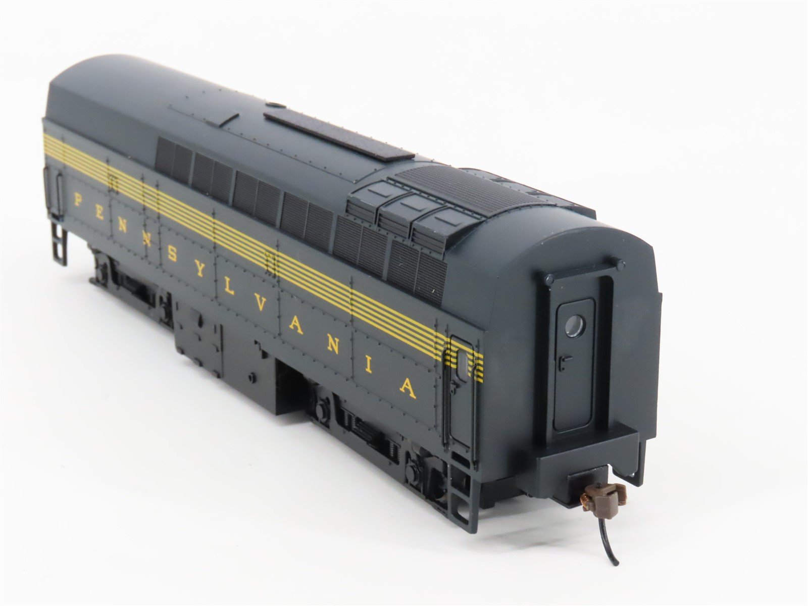 HO Scale Bachmann 61902 PRR Pennsylvania Sharknose RF16B Diesel w/ DCC