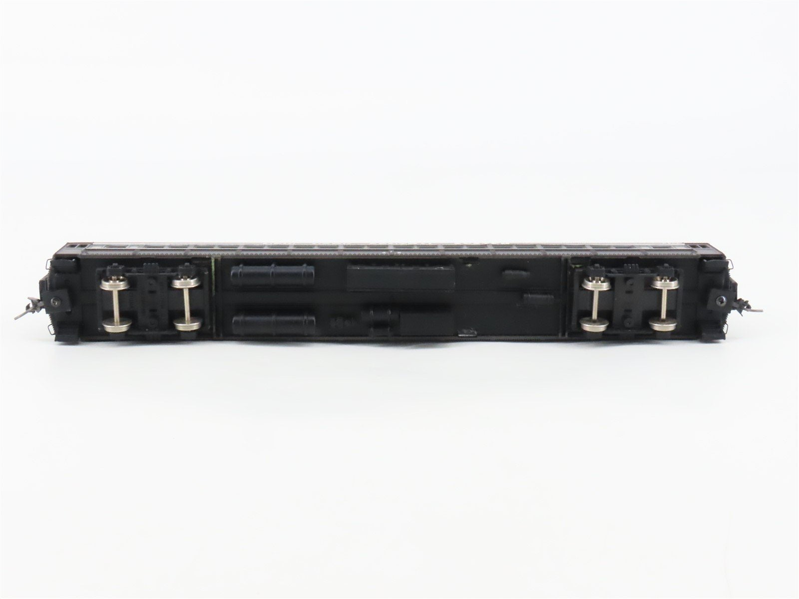HO Scale Bachmann Spectrum 89102 P&LE NYC New York Central Coach Passenger #412