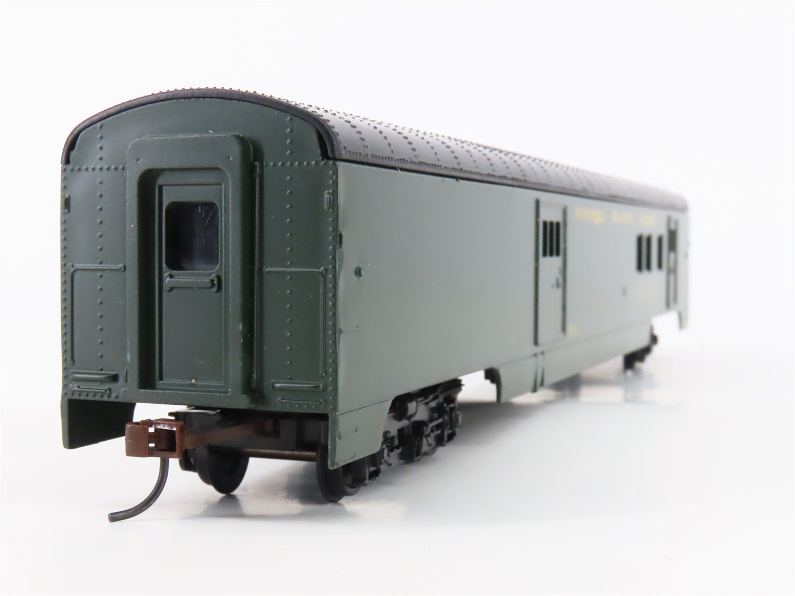 HO Scale Con-Cor 0001-00920B NKP Nickel Plate Road 72' RPO Passenger Car #362