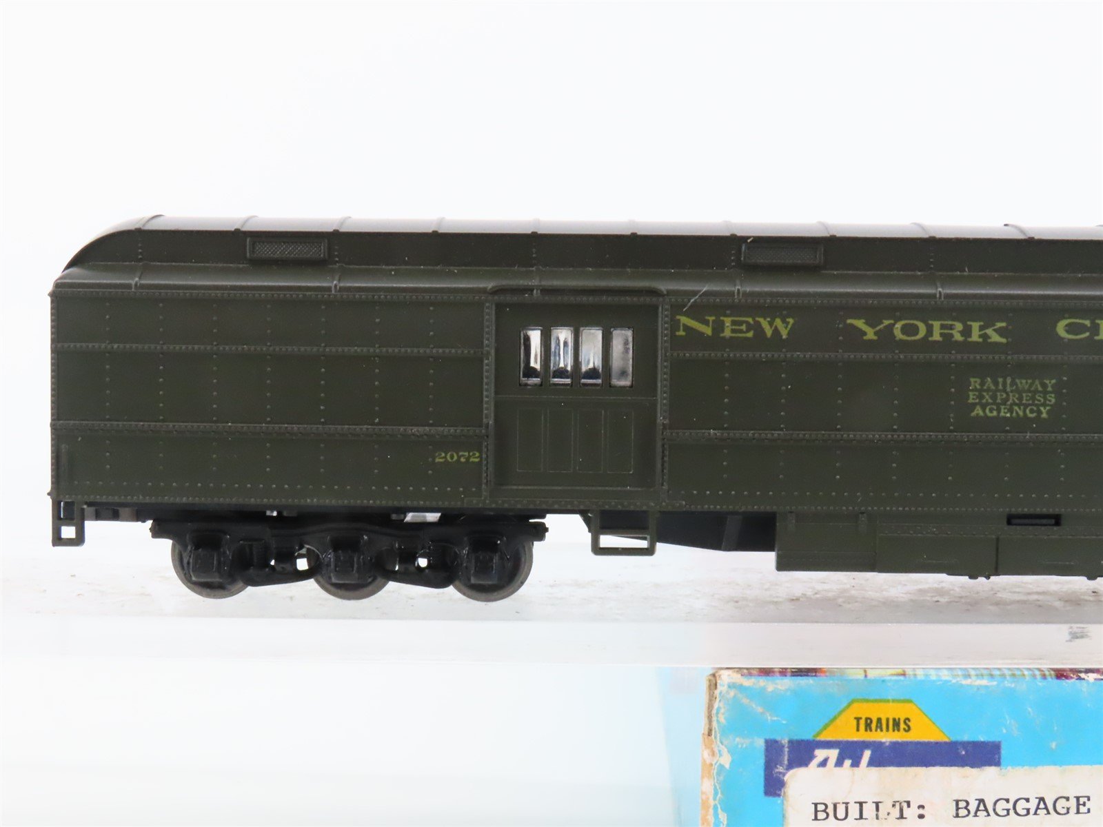 HO Scale Athearn NYC New York Central Baggage Passenger Car #2072