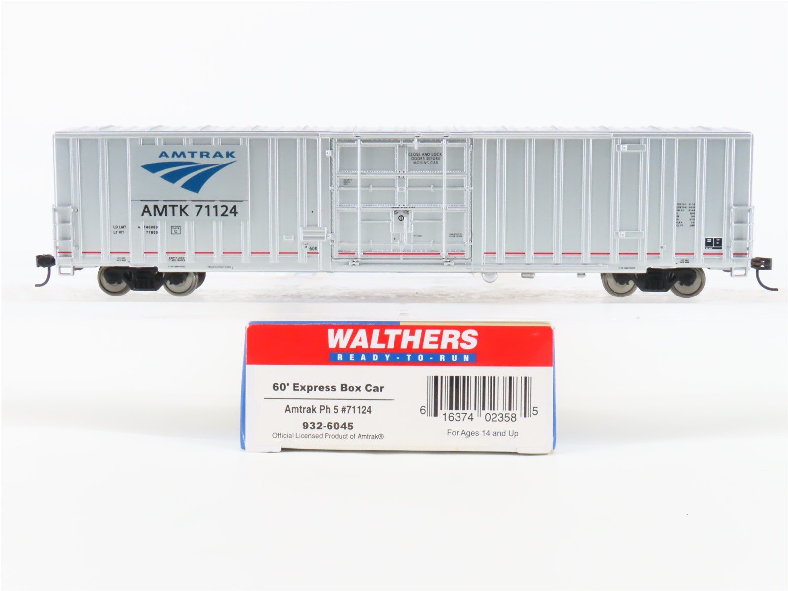 HO Scale Walthers 932-6045 AMTK Amtrak Phase 5 60' Express Box Car #71124