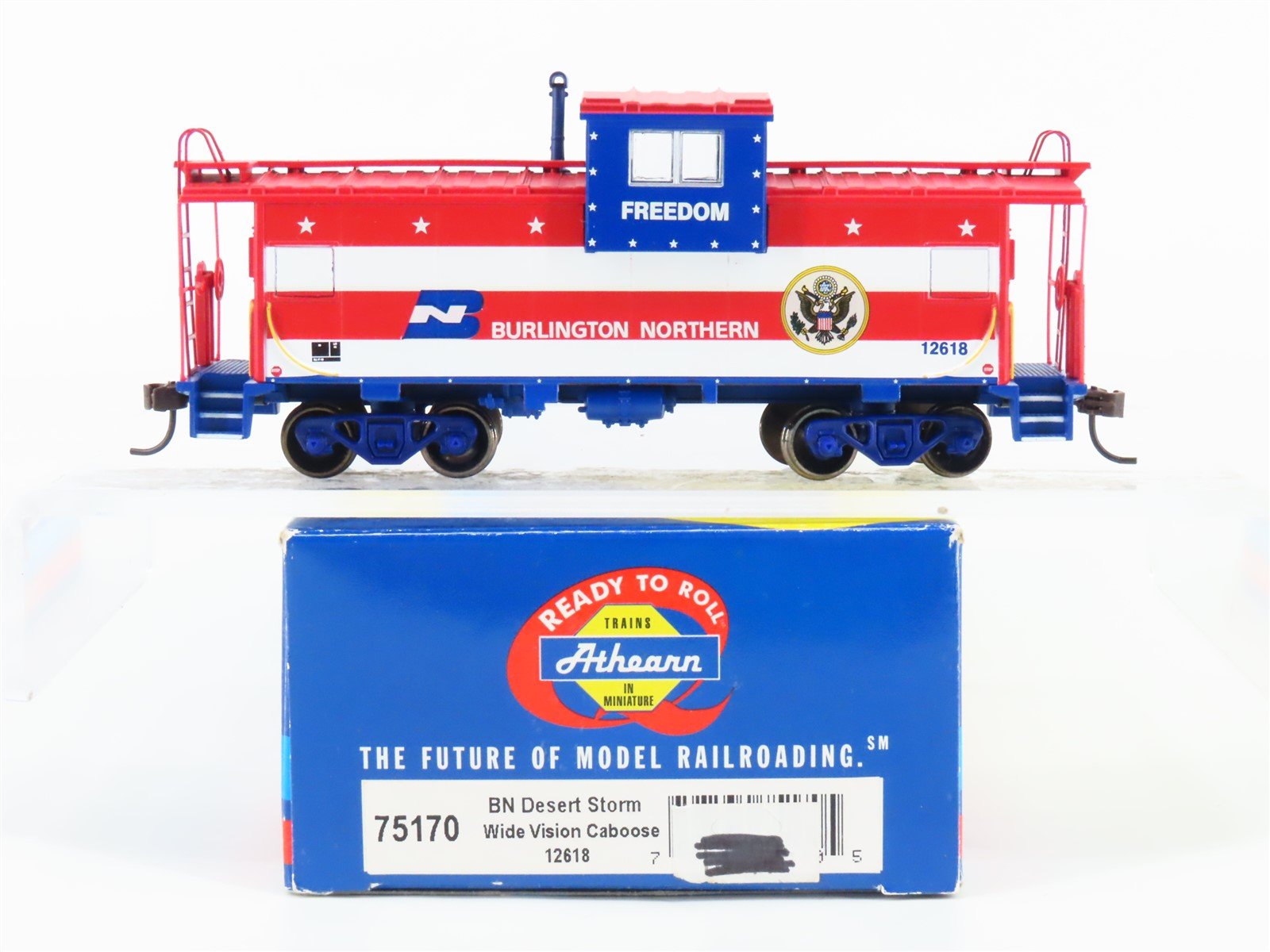 HO Athearn 75170 BN Burlington Northern Desert Storm Wide Vision Caboose #12618