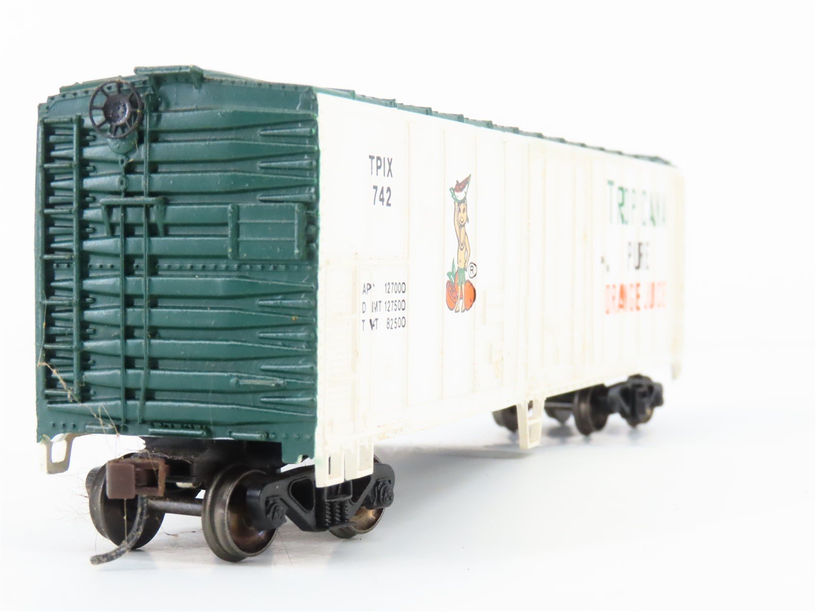 HO Scale Bachmann Silver Series 17947 TPIX Tropicana 50' Mechanical Reefer #742