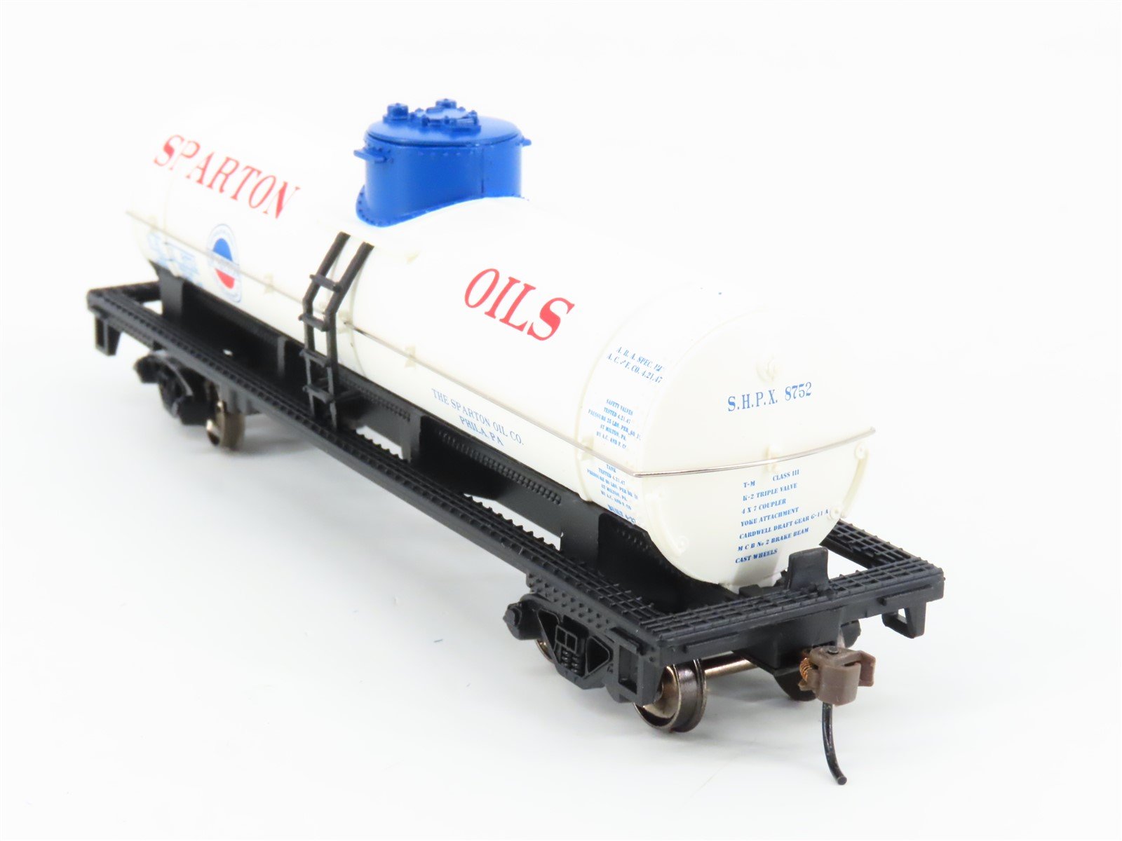 HO Scale Bachmann Silver Series 17848 SHPX Sparton Oils 40' Tank Car #8752