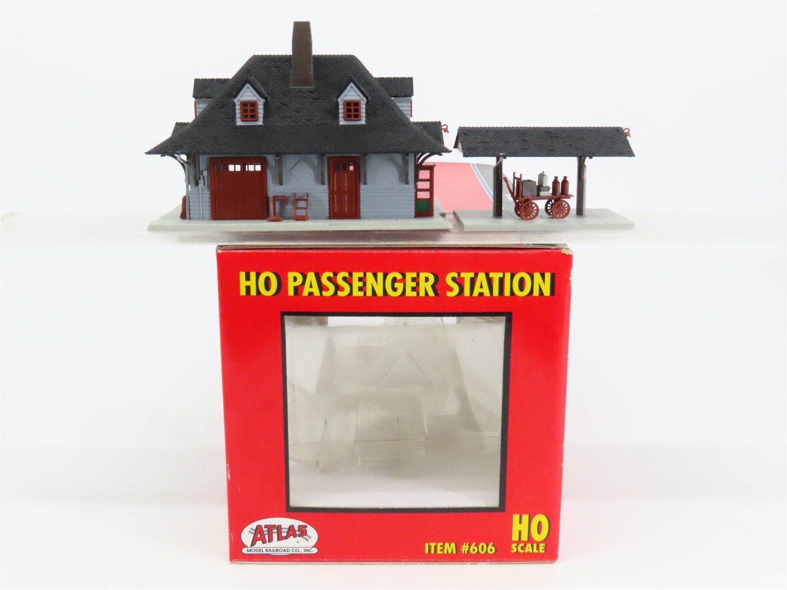 HO Scale Atlas 606 Passenger Station