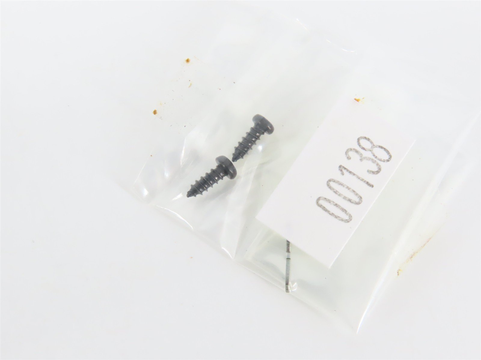 HO Scale Model Power 1684 2-Head Lit Railroad Signal