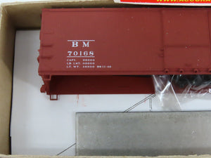 HO Scale Accurail 46171 B&M Boston & Maine 40' USRA Boxcar #70168 Kit
