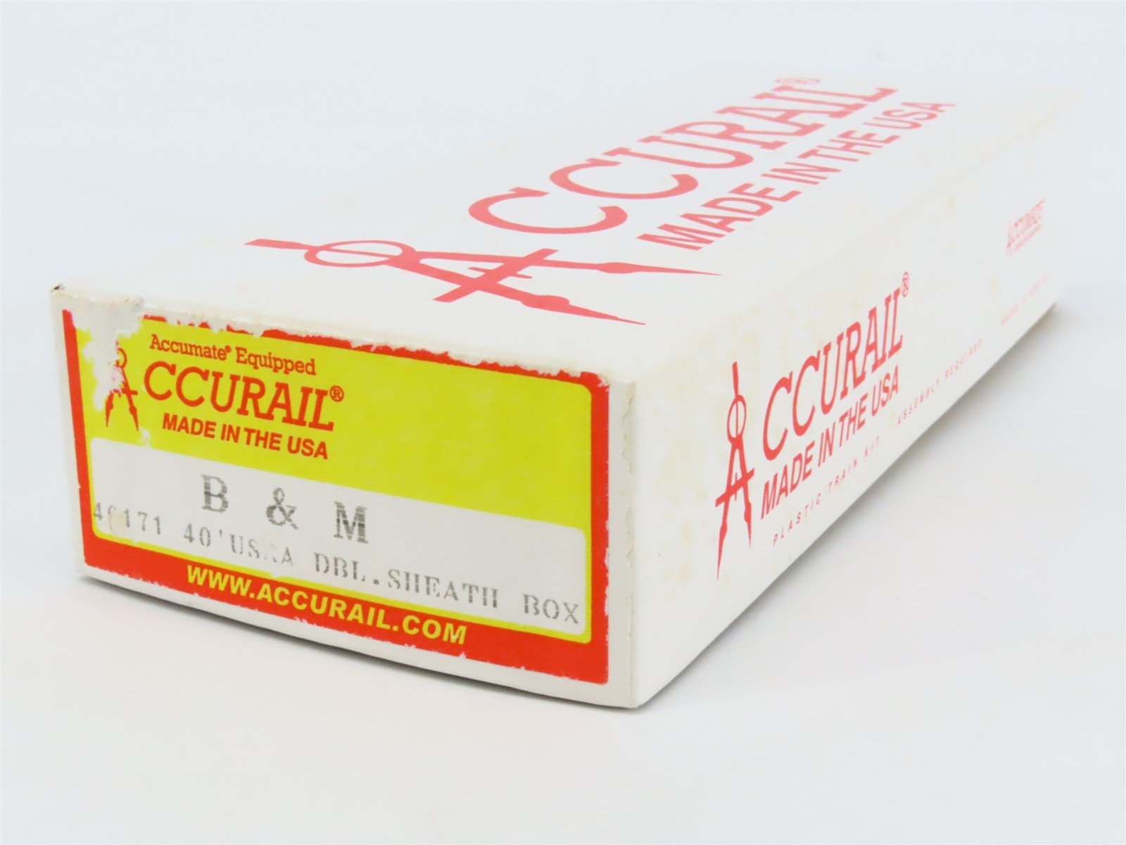 HO Scale Accurail 46171 B&M Boston & Maine 40' USRA Boxcar #70168 Kit