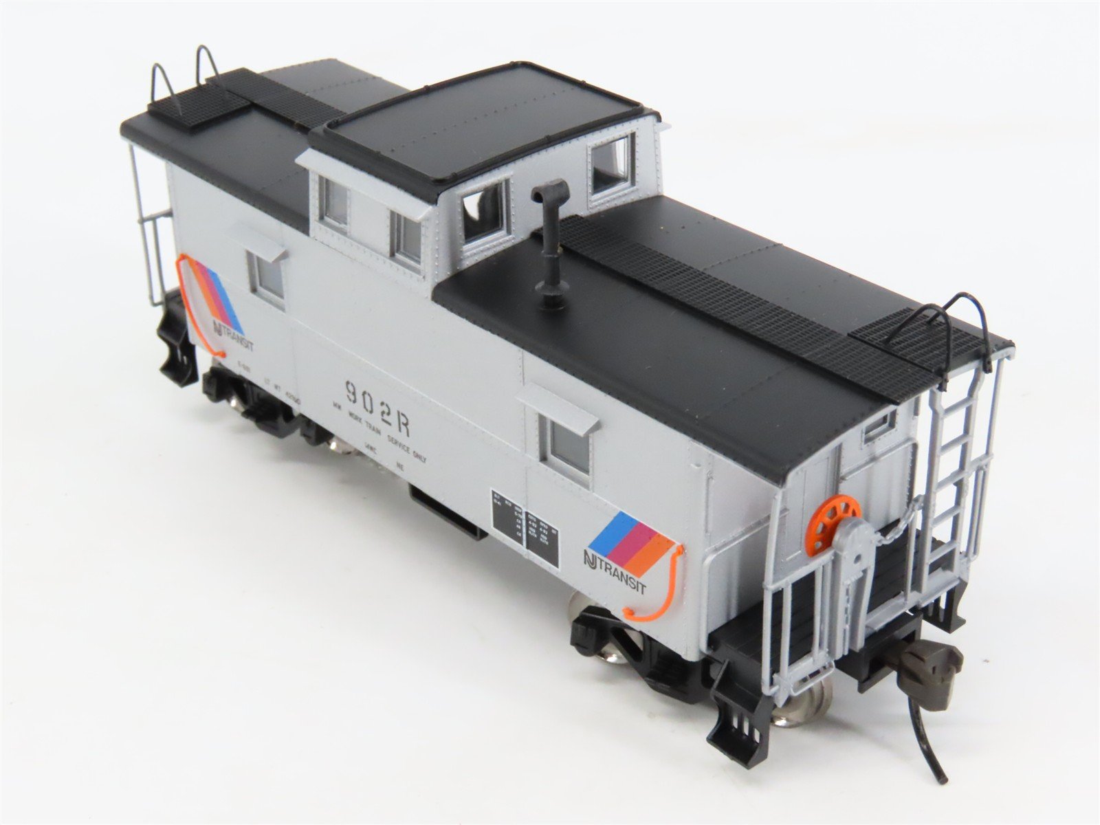 HO Scale Atlas 11250 NJT New Jersey Transit Cupola Caboose #902R