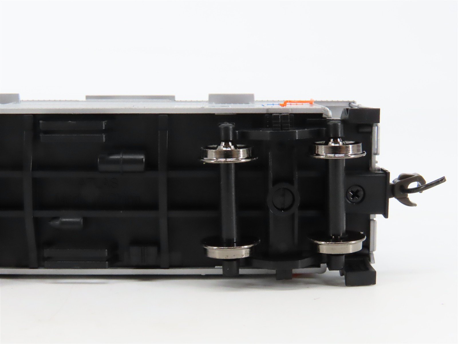 HO Scale Atlas 11250 NJT New Jersey Transit Cupola Caboose #902R