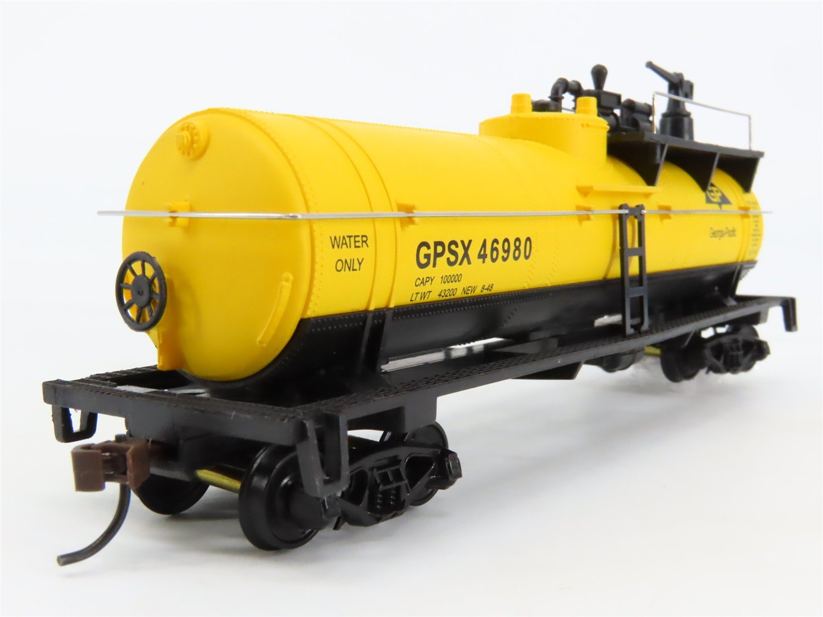 HO Scale Walthers 931-767 GPSX Georgia Pacific Firefighting Tankcar #46980