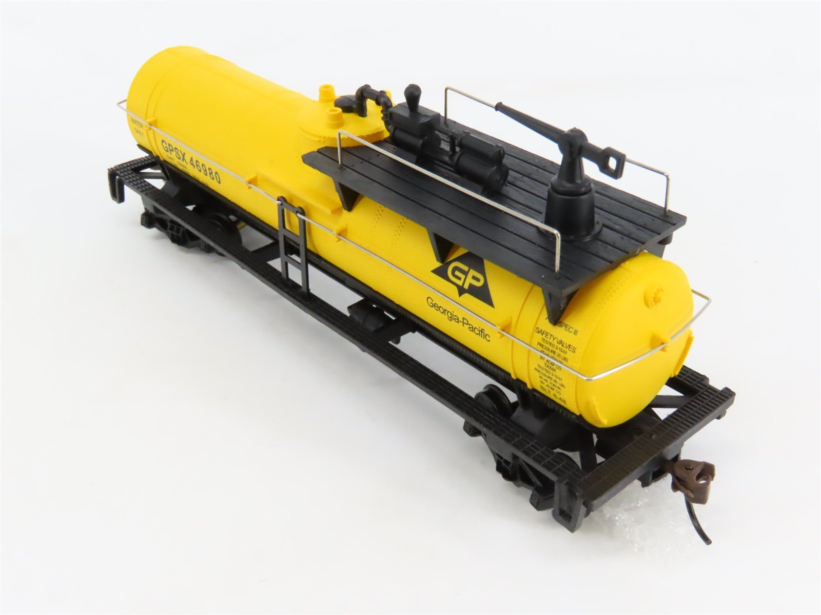 HO Scale Walthers 931-767 GPSX Georgia Pacific Firefighting Tankcar #46980