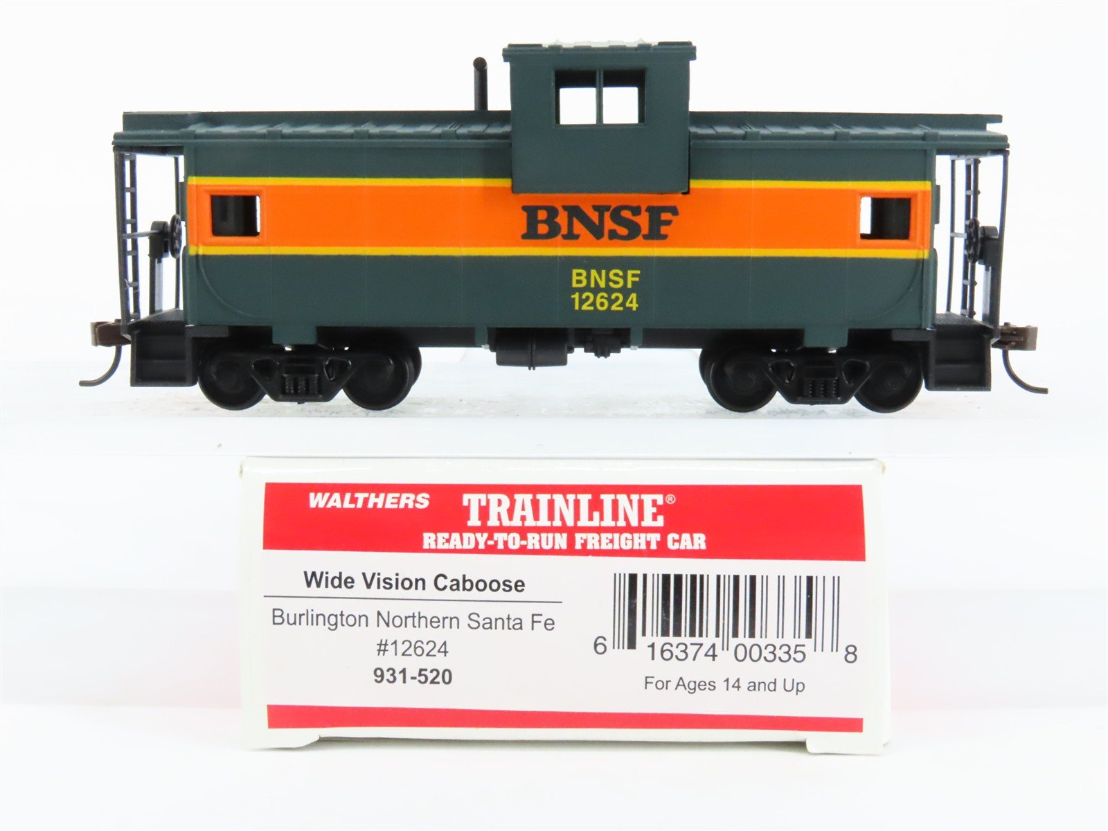 HO Scale Walthers Trainline 931-520 BNSF Railway Wide Vision Caboose #12624