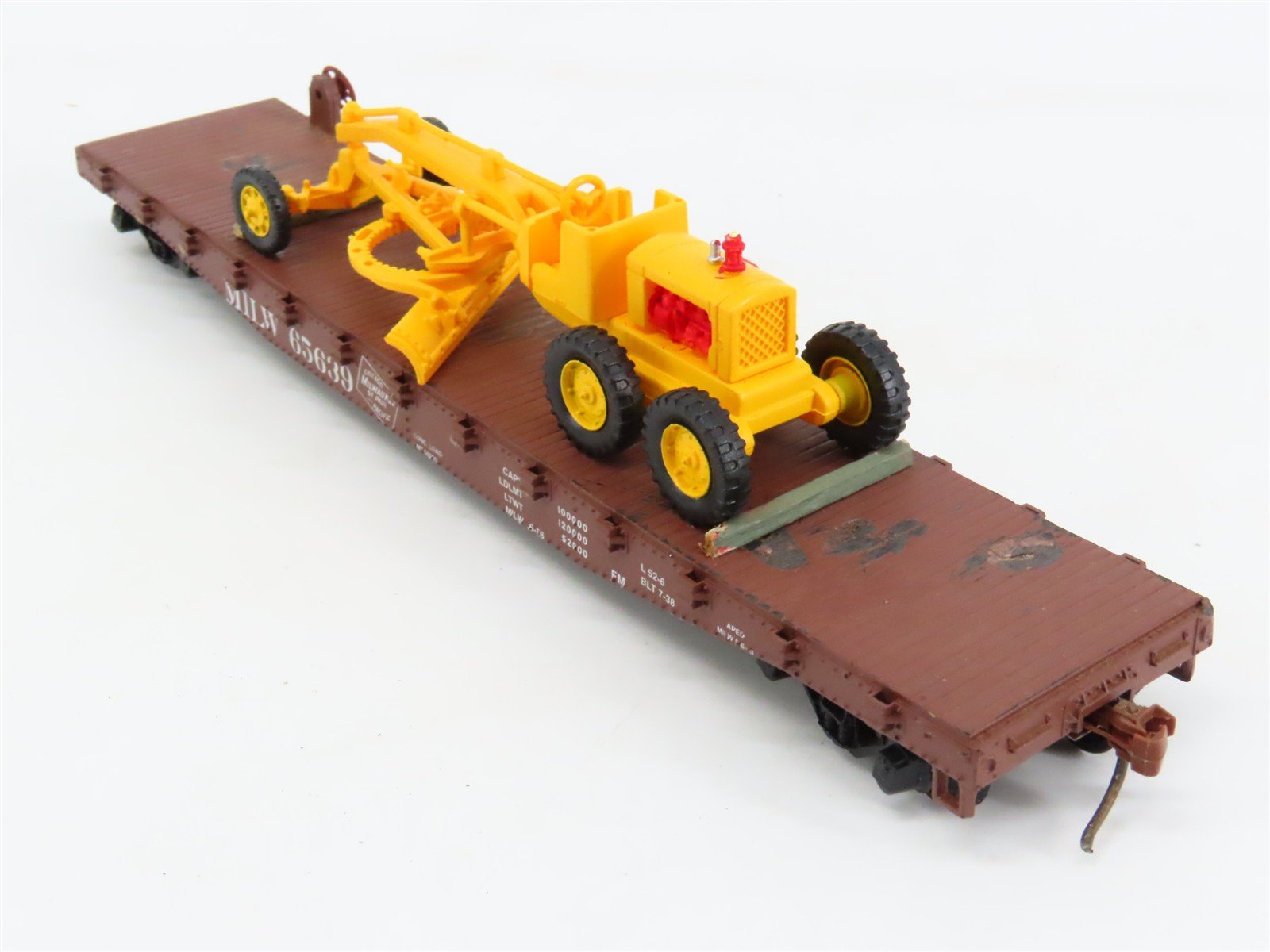HO Scale Athearn 1407 MILW Milwaukee Road Flatcar #65639 w/Custom Grader Load