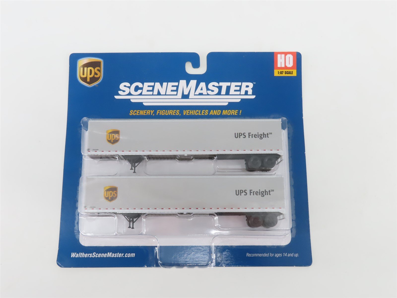 HO Scale Walthers SceneMaster 949-2460 UPS 53' Stoughton Trailer 2-Pack Sealed