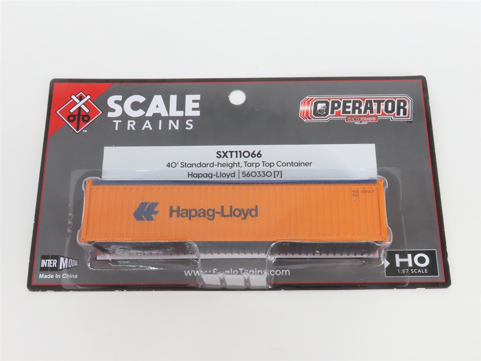 HO Scale ScaleTrains SXT11066 Hapag-Lloyd 40' Container #560330(7) - Sealed