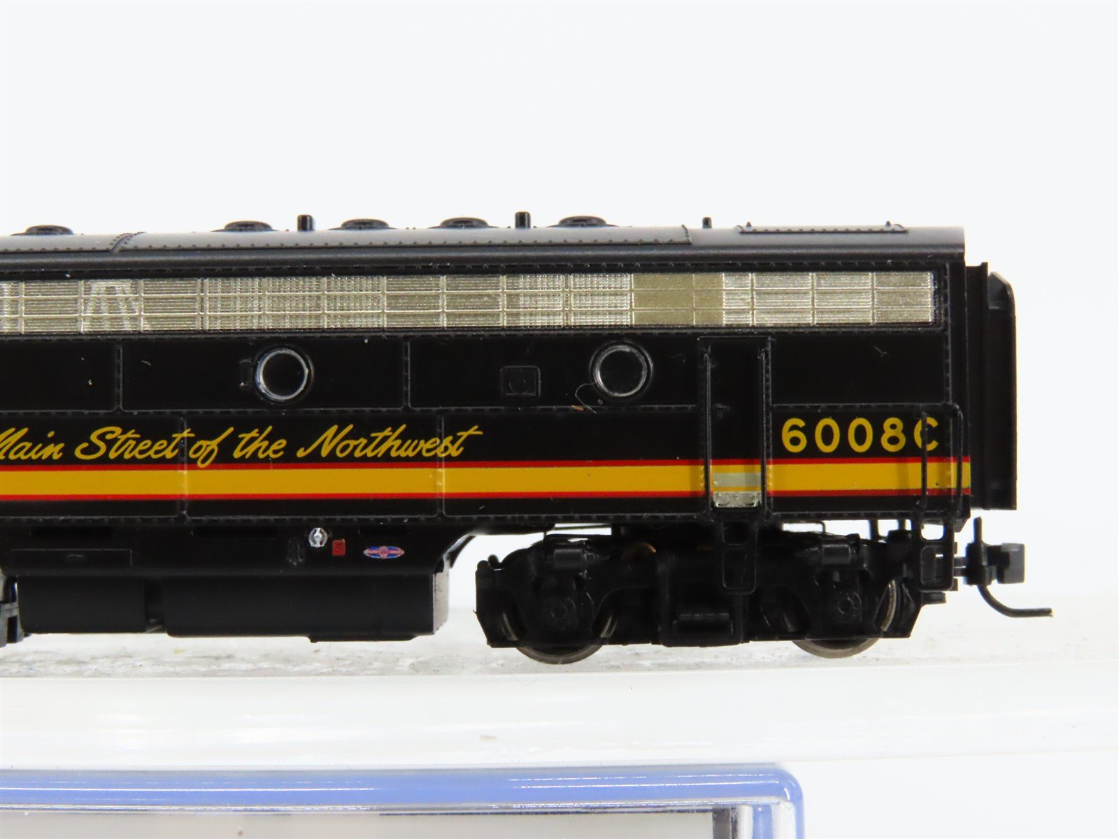 N Broadway Limited BLI 6880 NP 