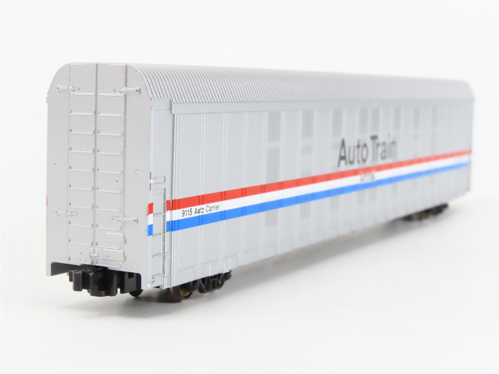 N KATO 106-5507 AMTK Amtrak AutoTrain Phase III Enclosed Autorack 4-Car Set #1