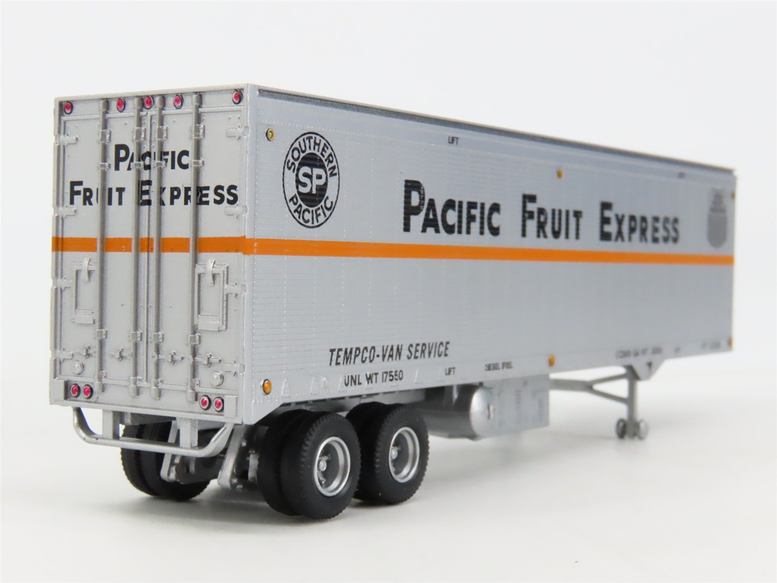 HO Scale Athearn 70488 SP UP PFE Pacific Fruit Express 40' Trailers (2-Pack)