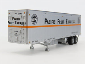 HO Scale Athearn 70488 SP UP PFE Pacific Fruit Express 40' Trailers (2-Pack)