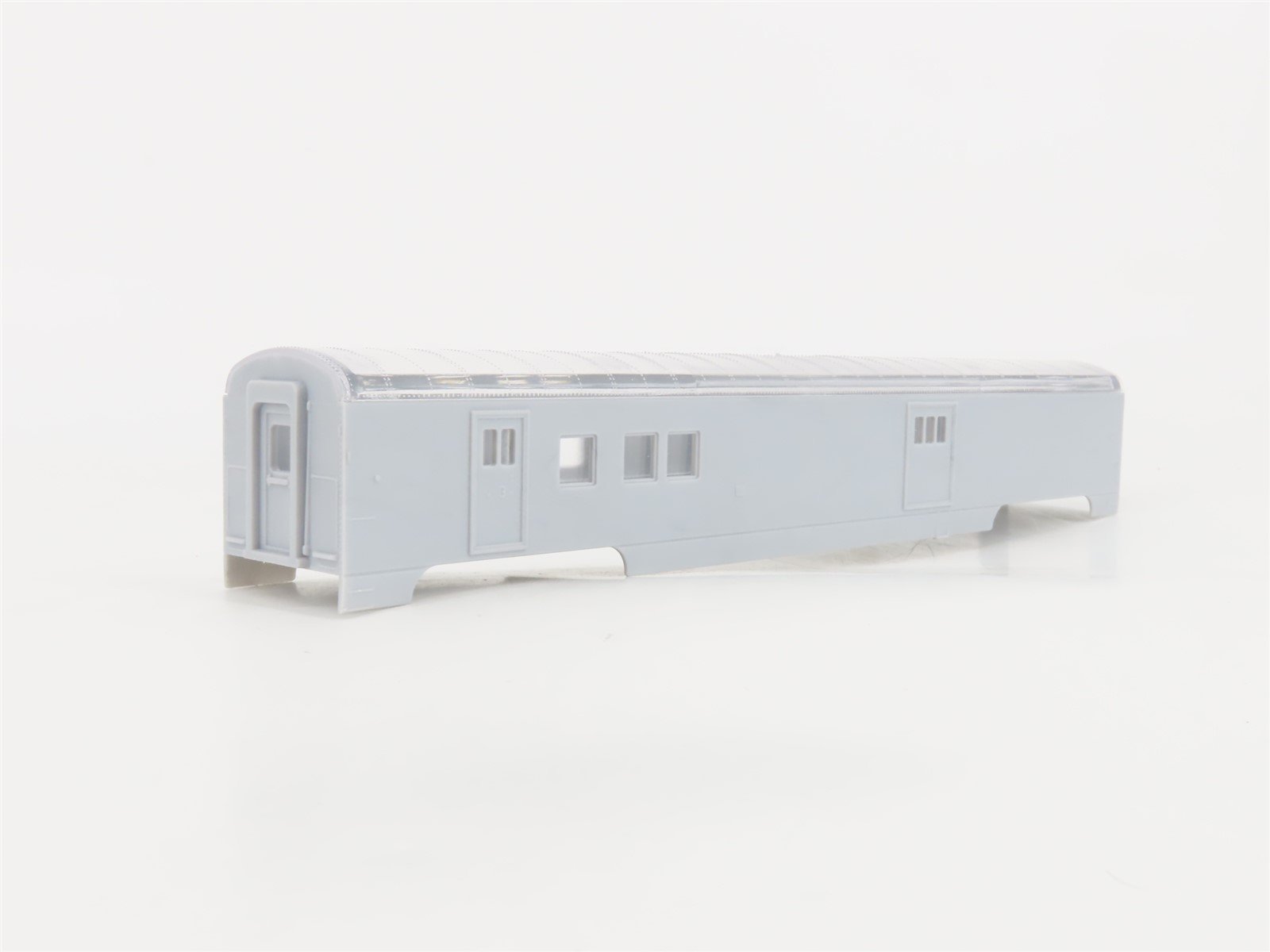 HO Scale Con-Cor Kit 0001-000920 Undecorated 72' RPO Passenger Car