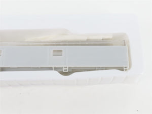 HO Scale Con-Cor Kit 0001-001020 Undecorated 72' Full Baggage Passenger Car