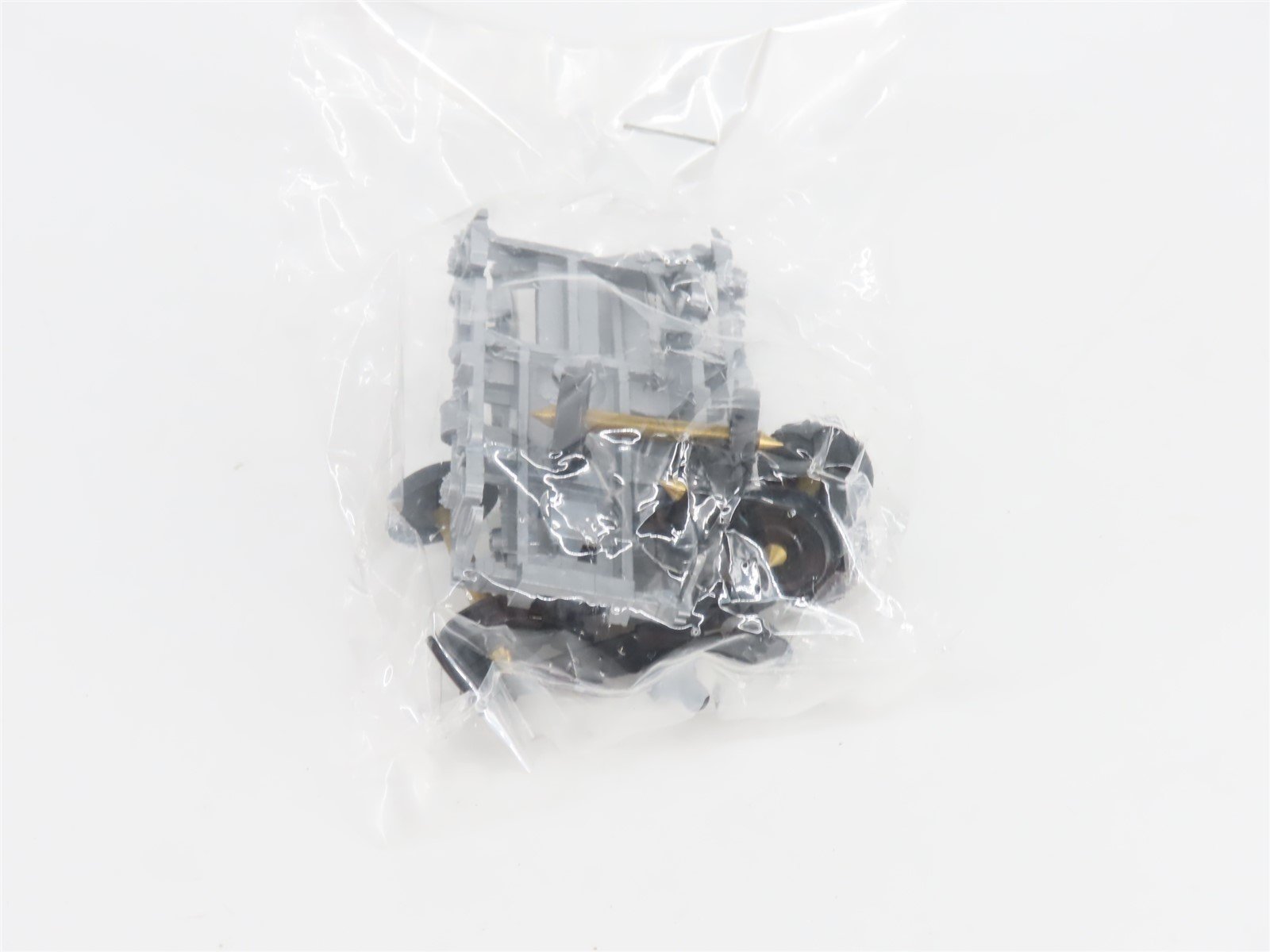 HO Scale Con-Cor Kit 0001-001020 Undecorated 72' Full Baggage Passenger Car