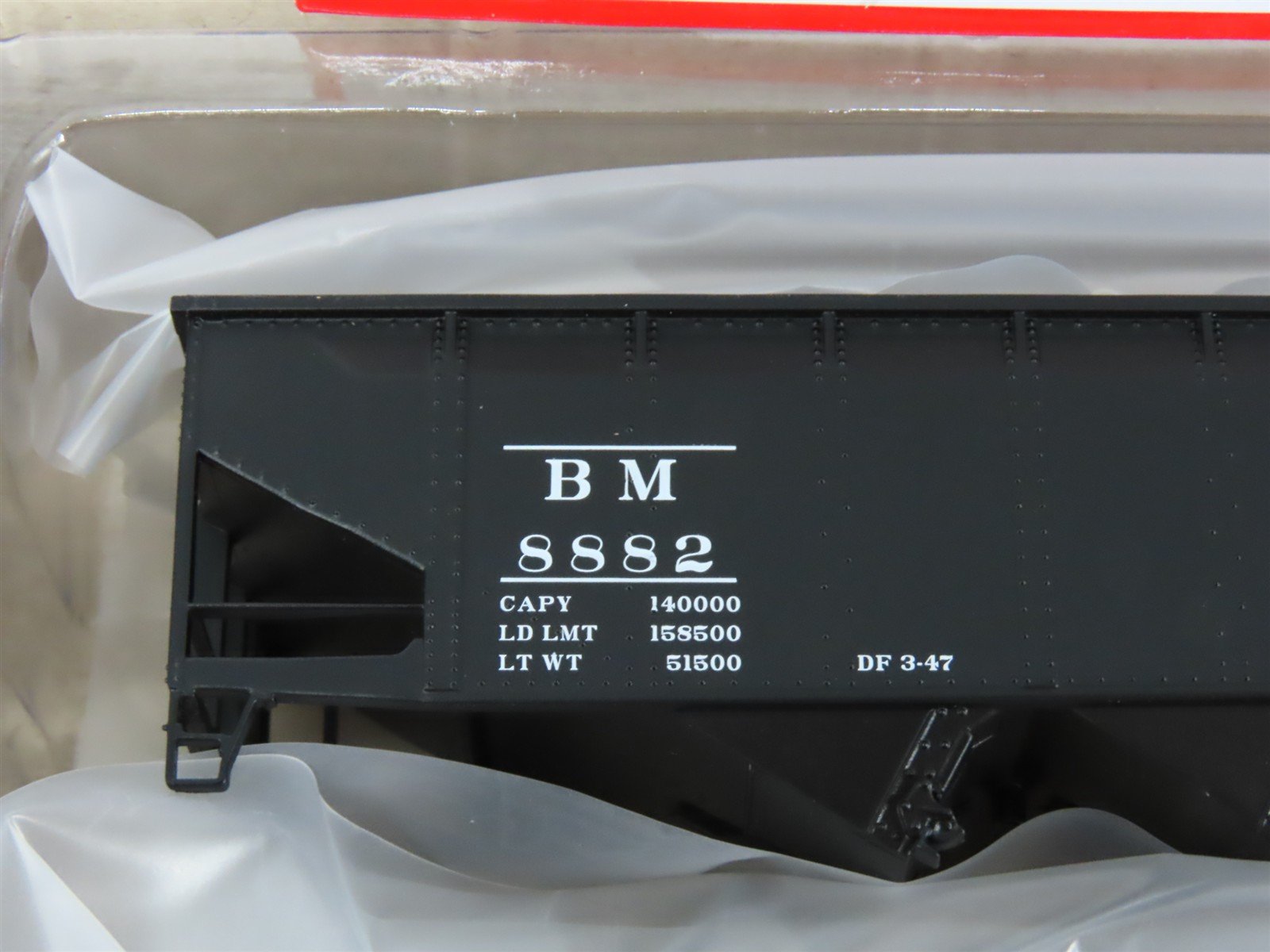 HO Scaletrains.com SXT1202 B&M Boston & Maine 40' 70-Ton Open Hopper #8882 Kit