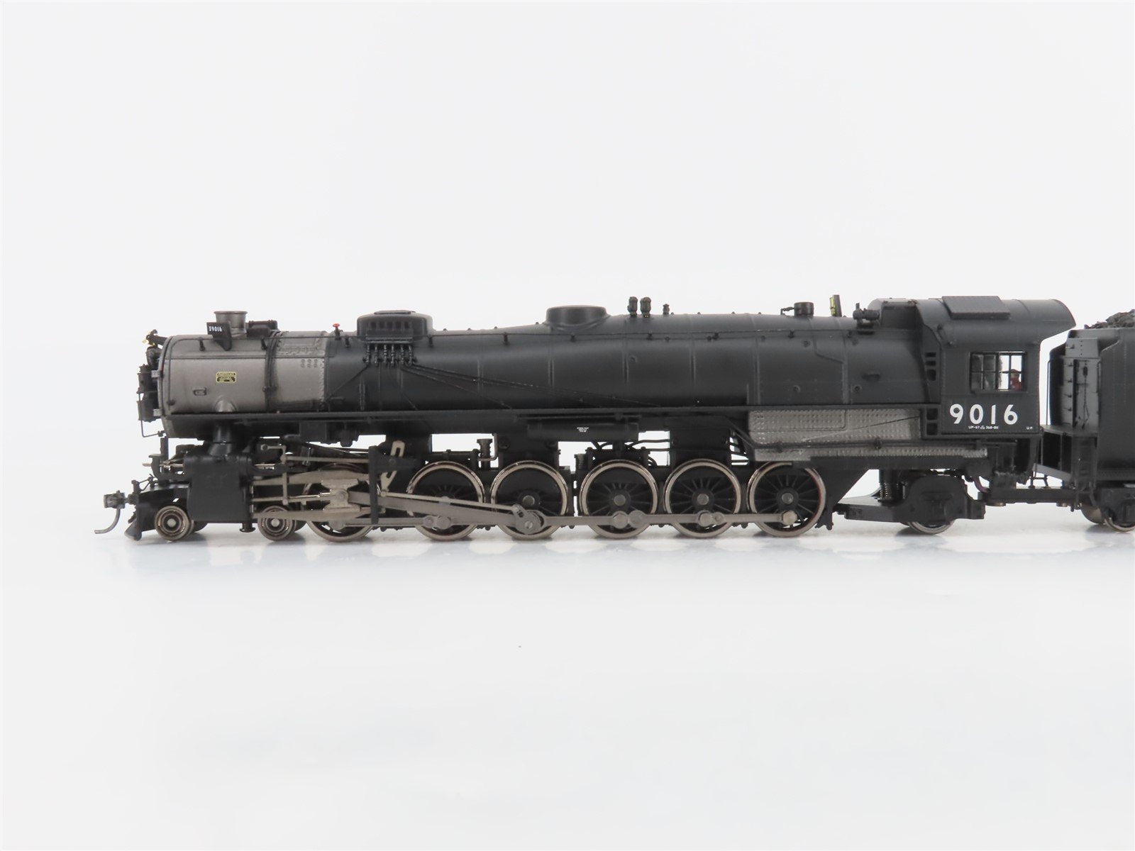 HO MTH 80-3299-1 UP Union Pacific 4-12-2 9000-Class Steam #9016 - w/ DCC & Sound