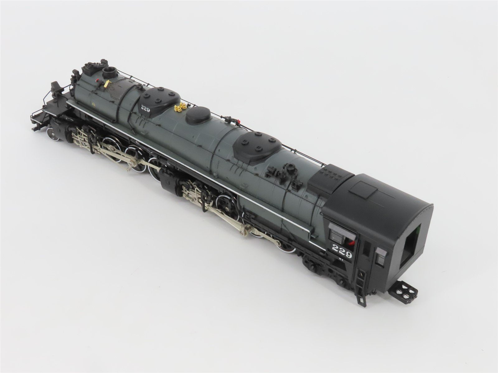 HO Scale MTH DM&IR Missabe Road 2-8-8-4 Yellowstone Steam #229 w/ DCC & Sound