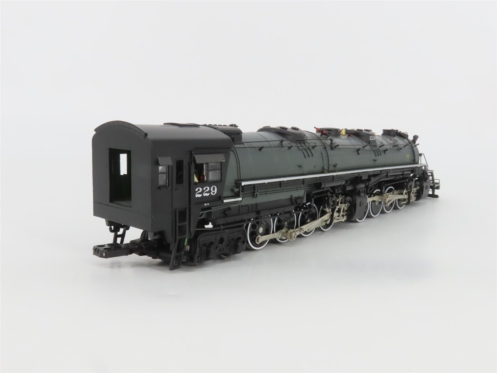 HO Scale MTH DM&IR Missabe Road 2-8-8-4 Yellowstone Steam #229 w/ DCC & Sound