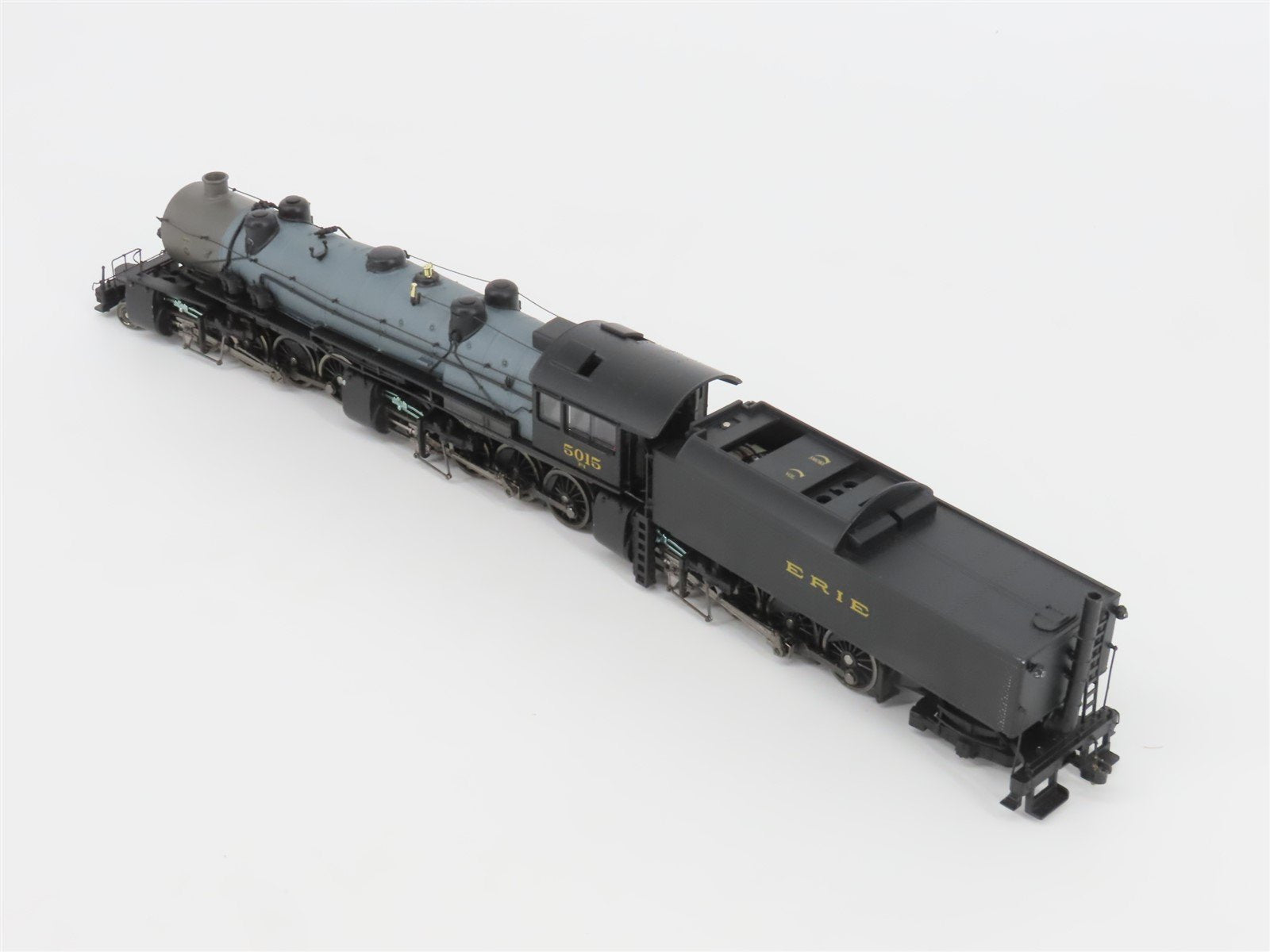 HO Scale MTH ERIE Railroad 2-8-8-8-2 Triplex Steam #5015 w/ DCC & Sound