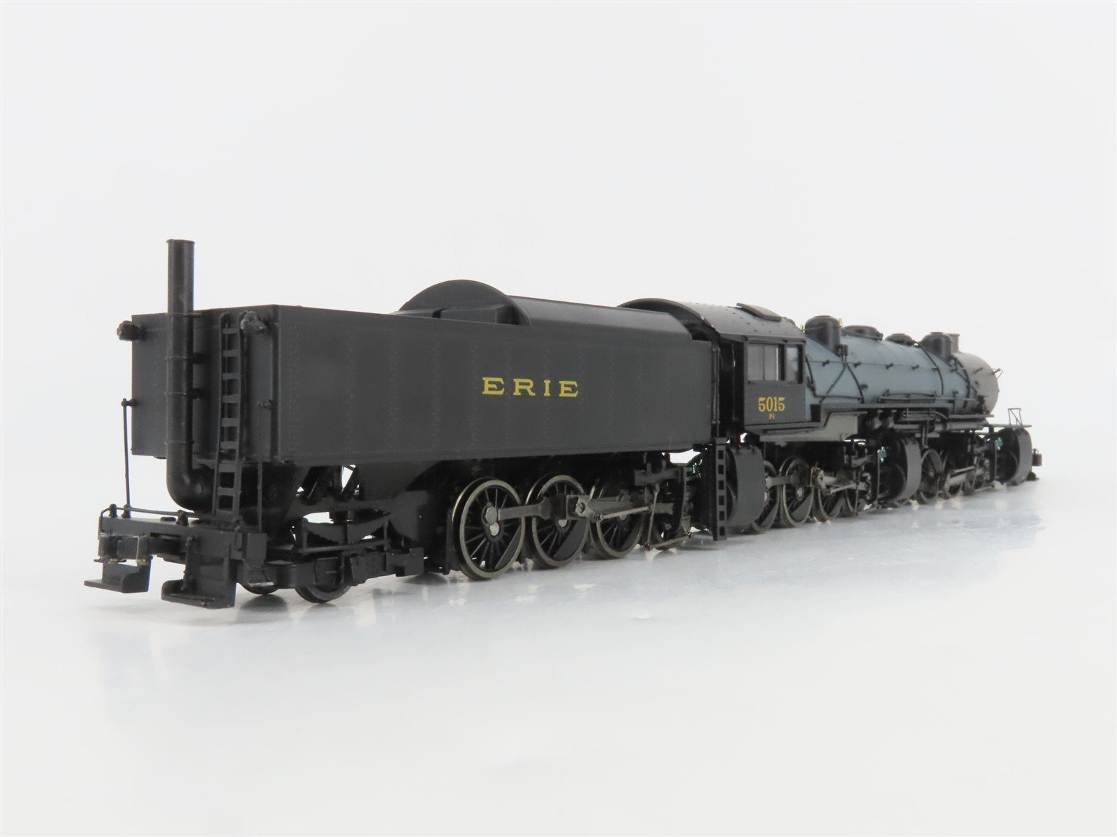 HO Scale MTH ERIE Railroad 2-8-8-8-2 Triplex Steam #5015 w/ DCC & Sound