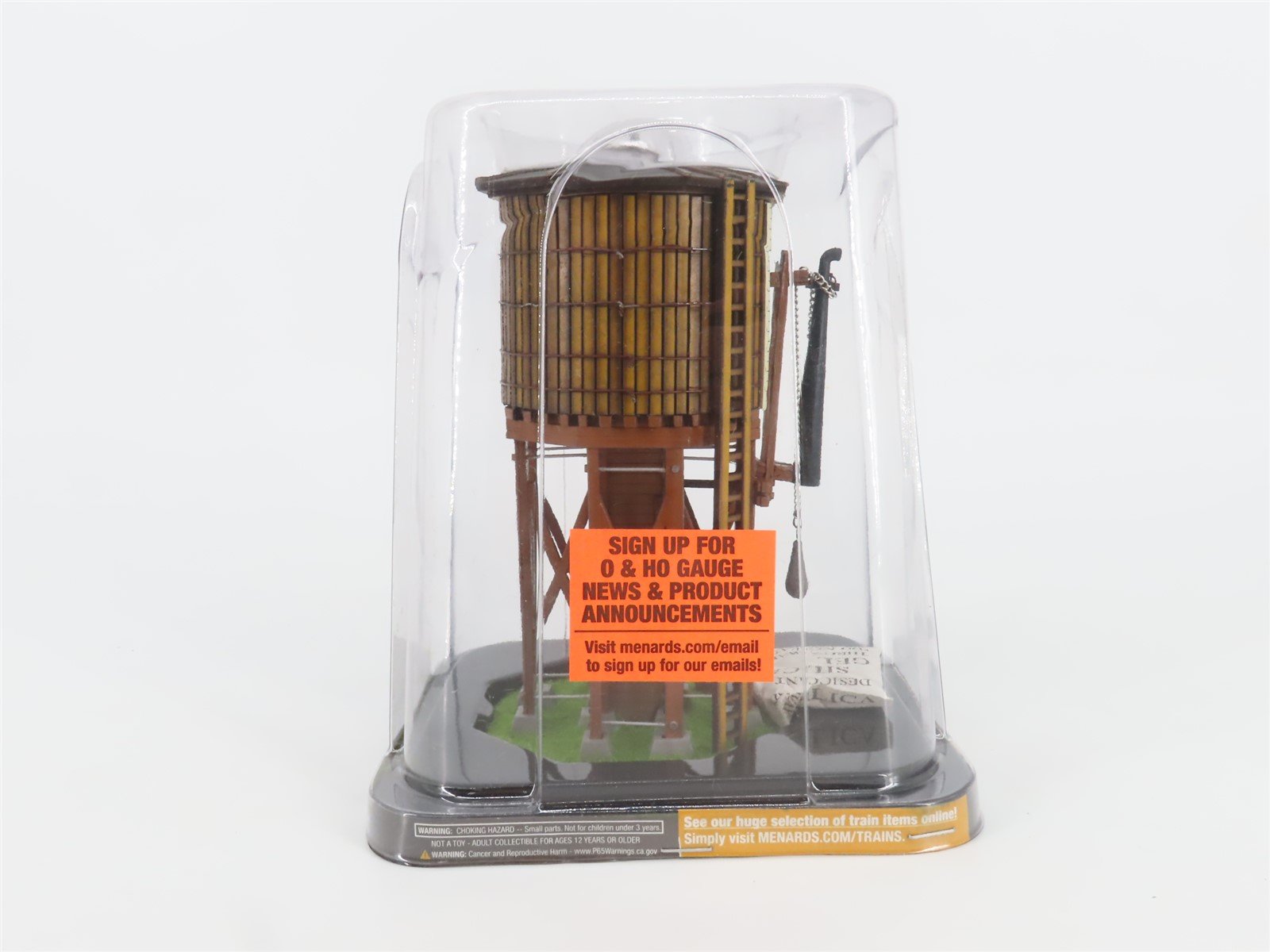 HO 1/87 Scale Menards Gold Line 279-5878 Water Tower