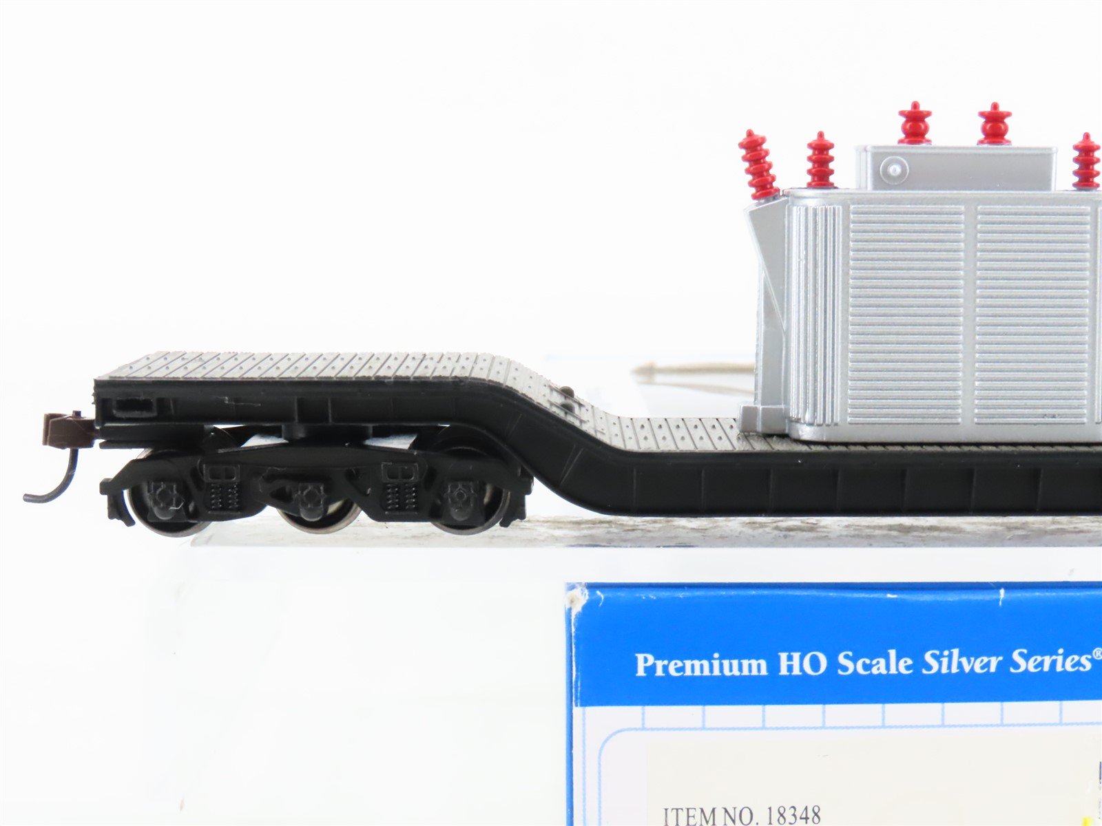 HO Bachmann Silver 18348 Unlettered 58' Depressed Center Flat Car w/ Transformer