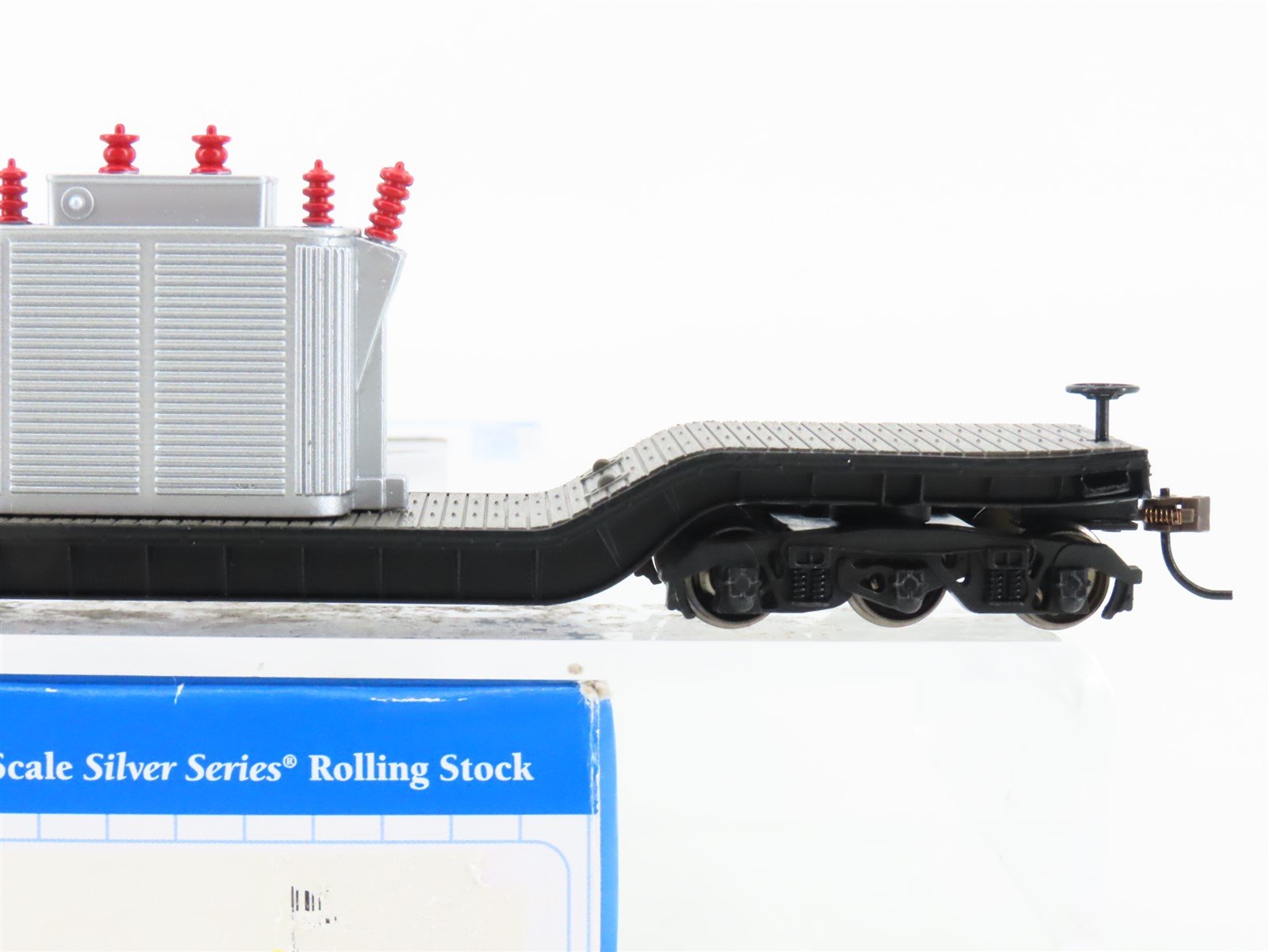 HO Bachmann Silver 18348 Unlettered 58' Depressed Center Flat Car w/ Transformer