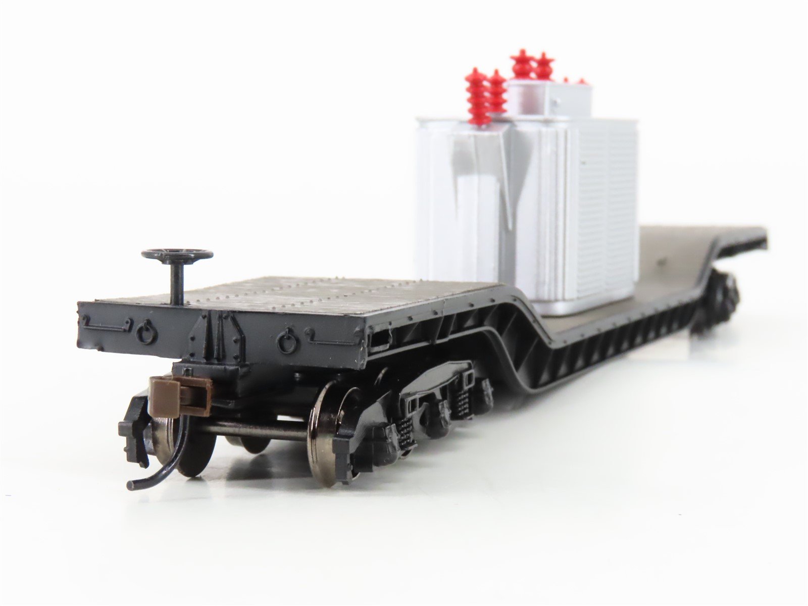 HO Bachmann Silver 18348 Unlettered 58' Depressed Center Flat Car w/ Transformer