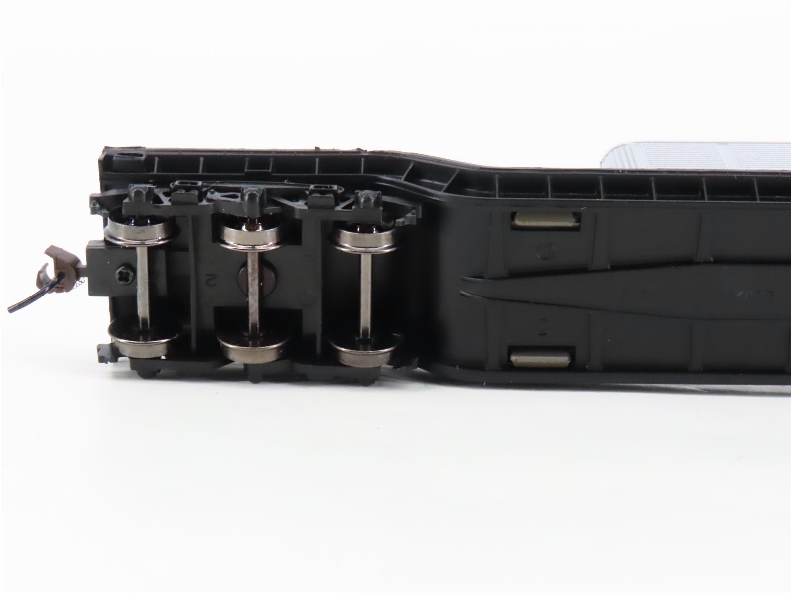 HO Bachmann Silver 18348 Unlettered 58' Depressed Center Flat Car w/ Transformer