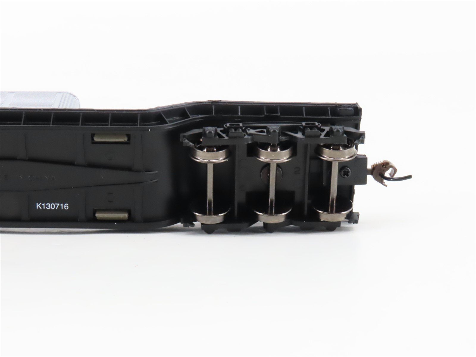 HO Bachmann Silver 18348 Unlettered 58' Depressed Center Flat Car w/ Transformer