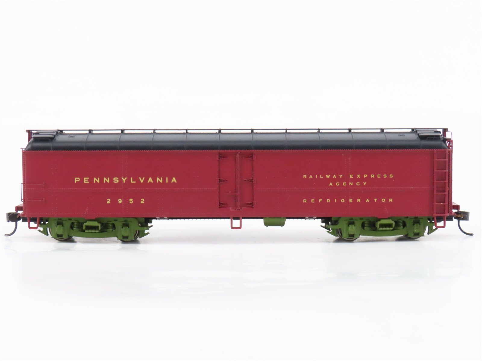 HO Scale Walthers PRR Pennsylvania REA Express Steel Reefer #2952