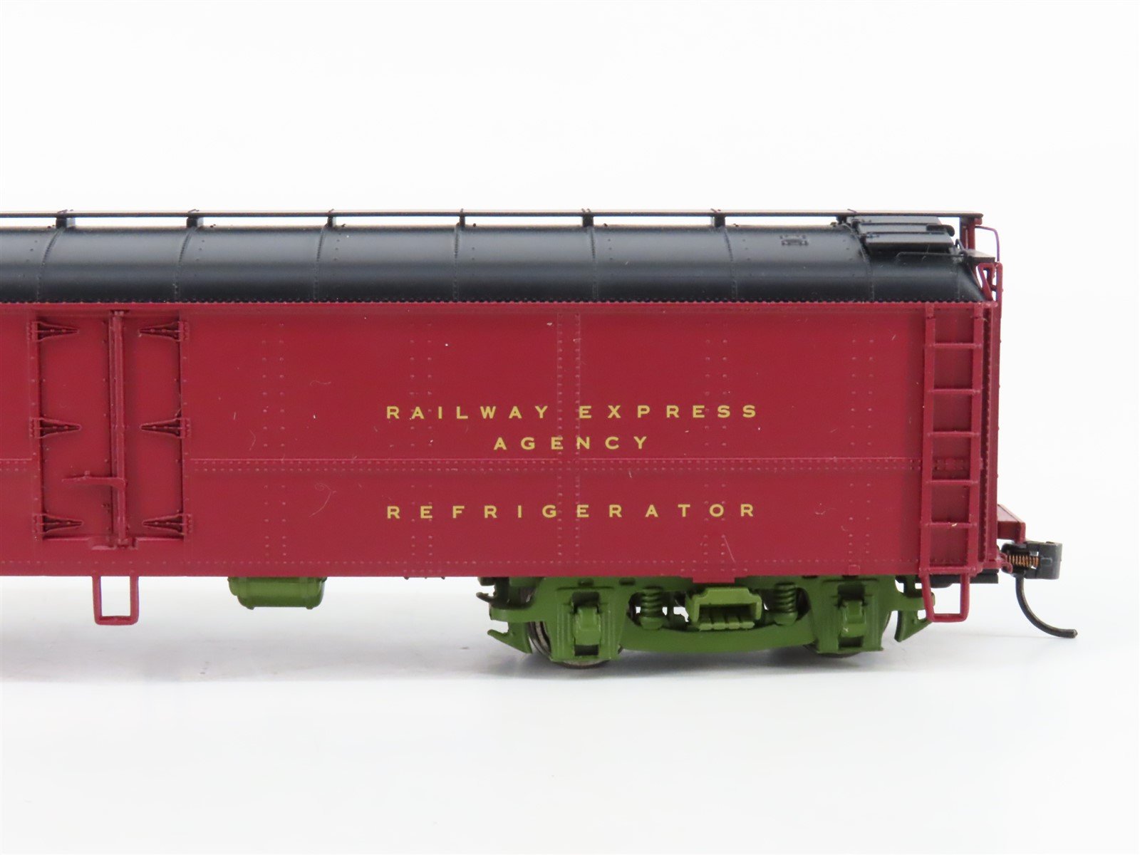 HO Scale Walthers PRR Pennsylvania REA Express Steel Reefer #2952
