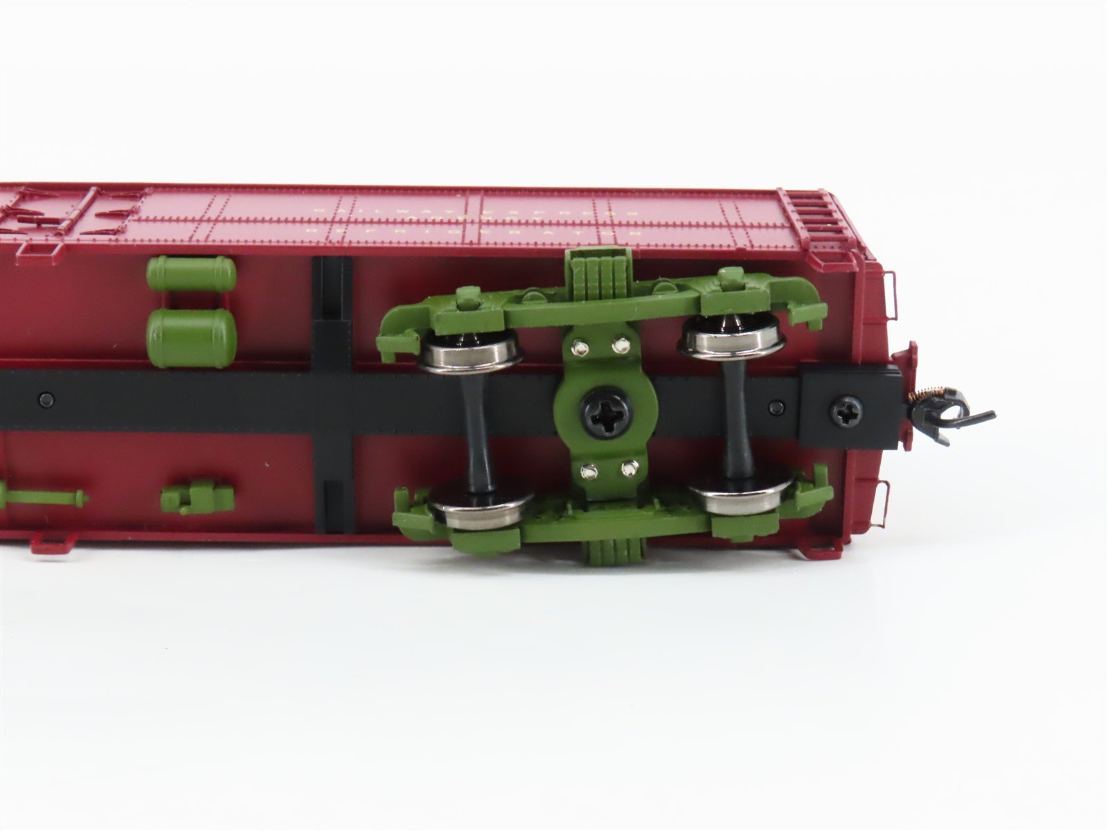 HO Scale Walthers PRR Pennsylvania REA Express Steel Reefer #2952