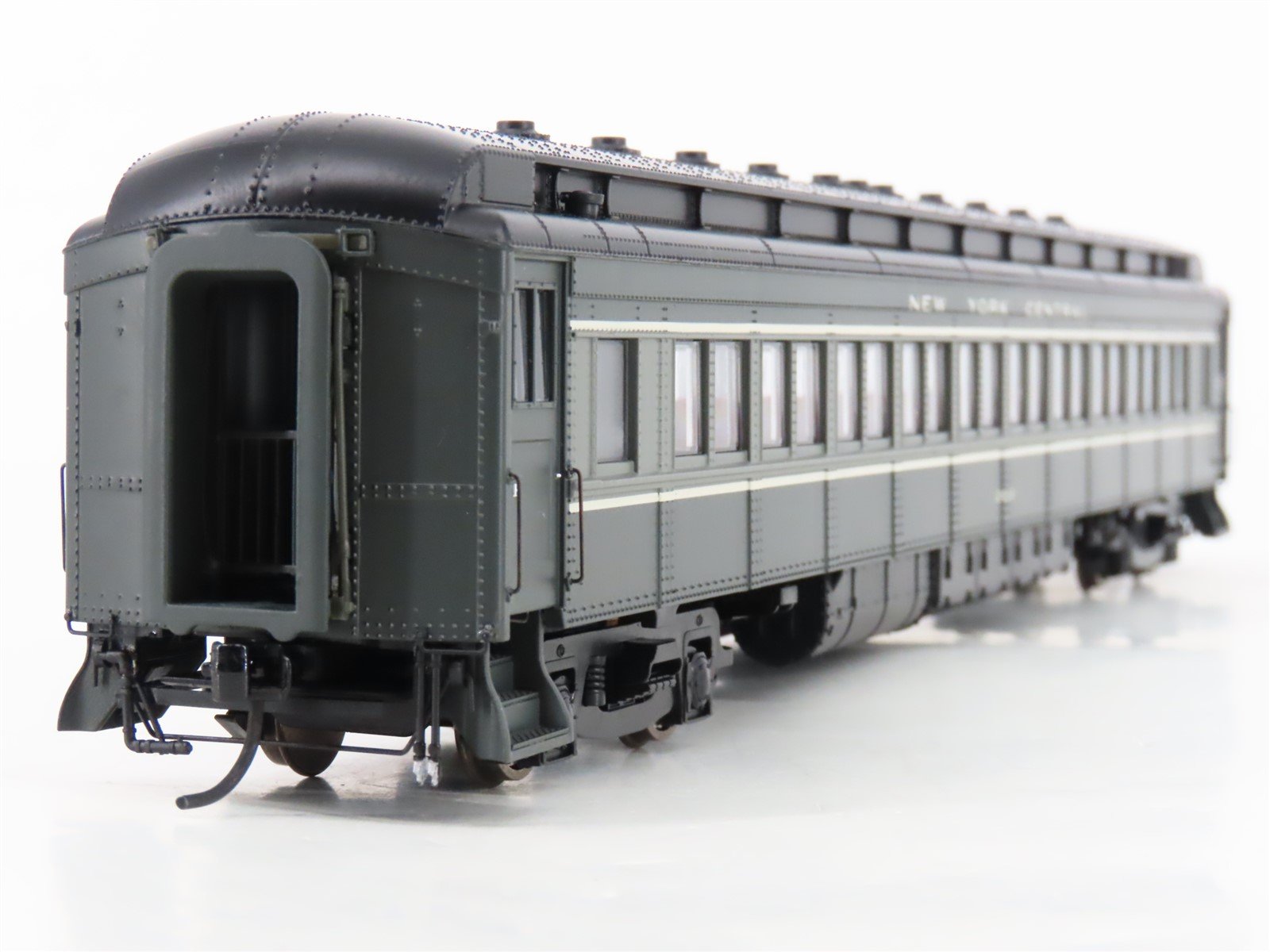 HO Broadway Limited BLI 6440 NYC New York Central 80' Coach Passenger 2-Pack