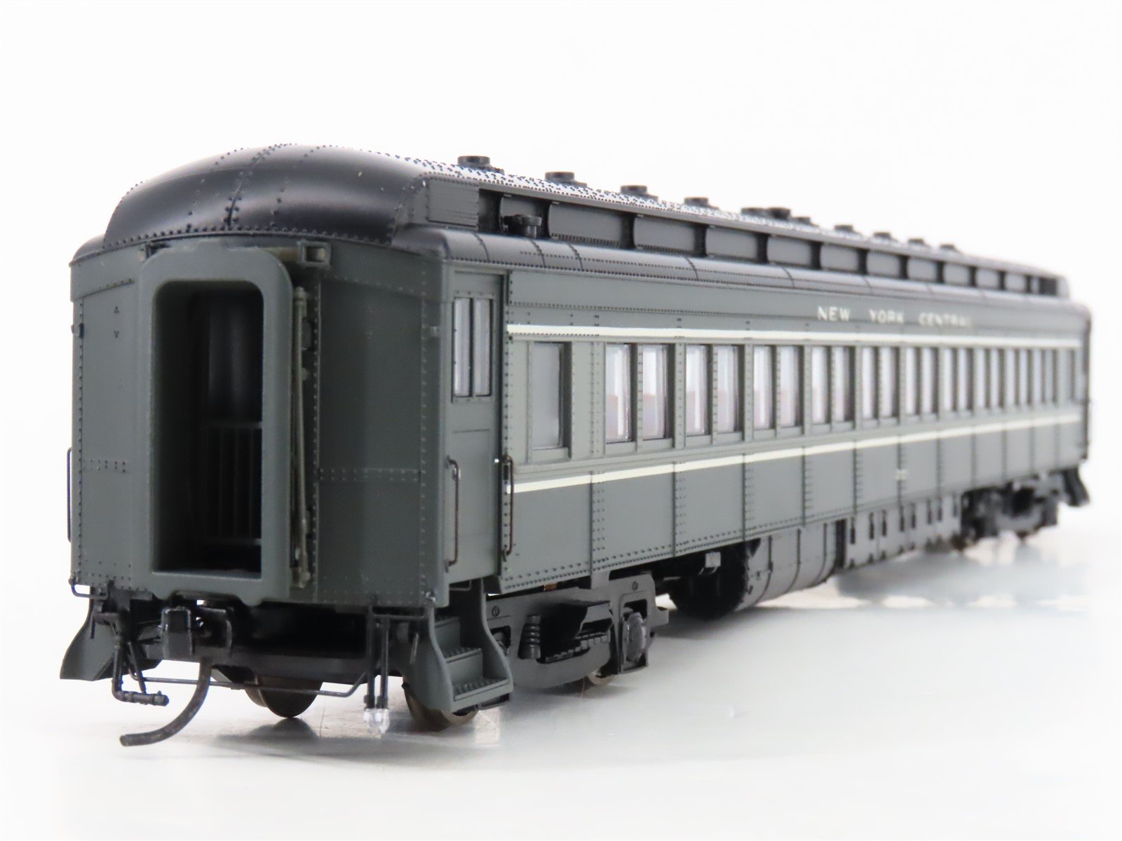HO Broadway Limited BLI 6440 NYC New York Central 80' Coach Passenger 2-Pack