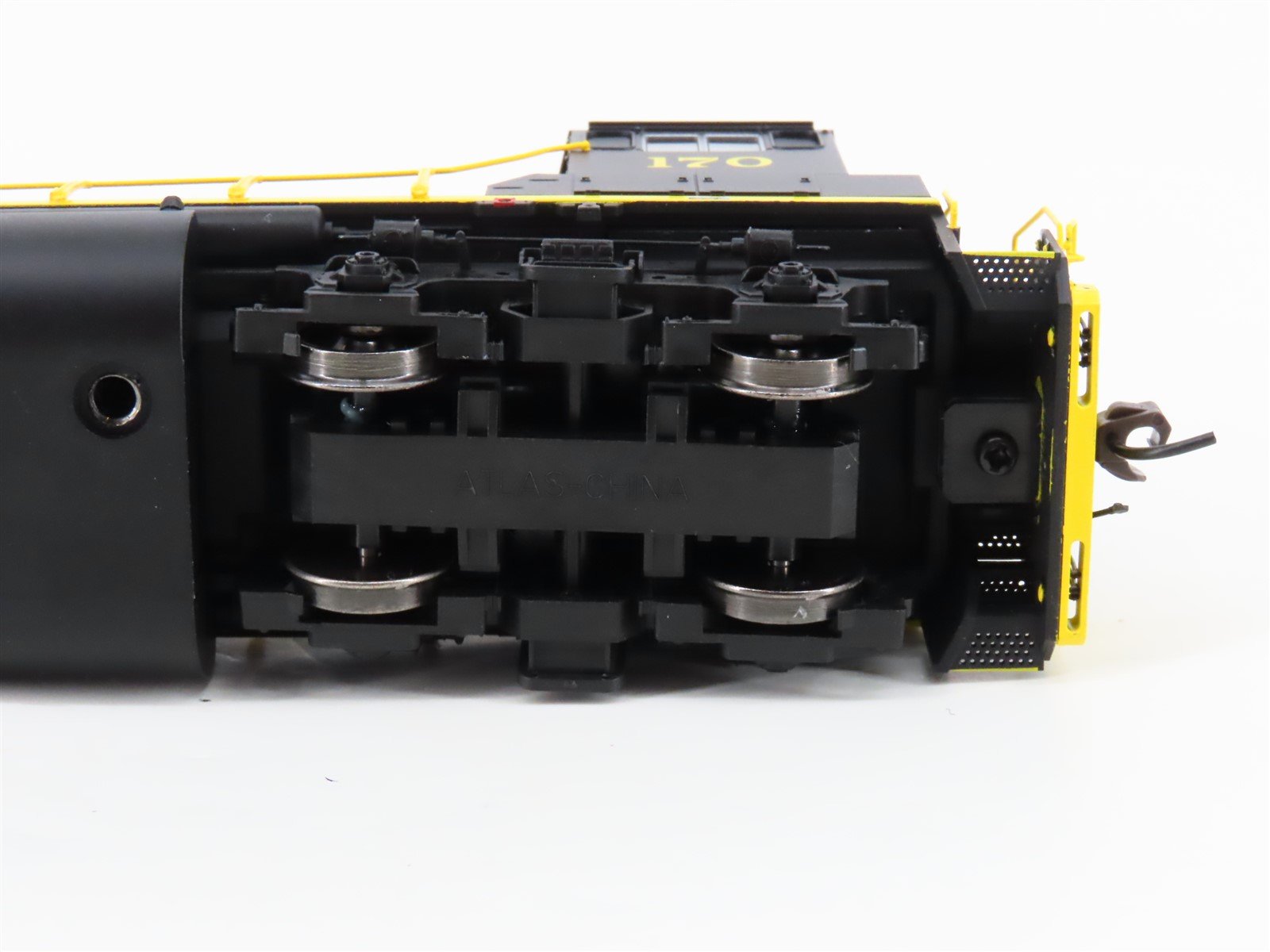 HO Scale Atlas Silver 10011039 USS US Steel MP15DC Diesel Locomotive #170