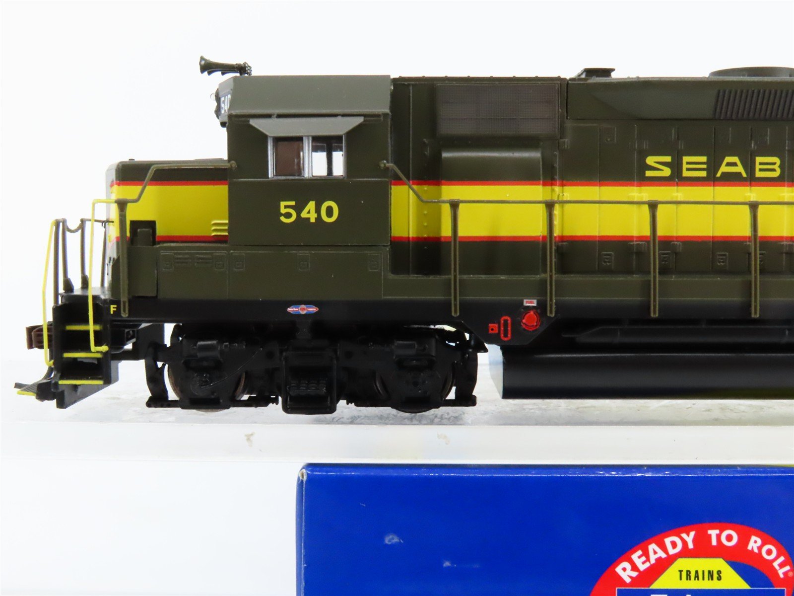 HO Scale Athearn 96065 SAL Seaboard Air Line EMD GP35 Diesel #540 - DCC Ready