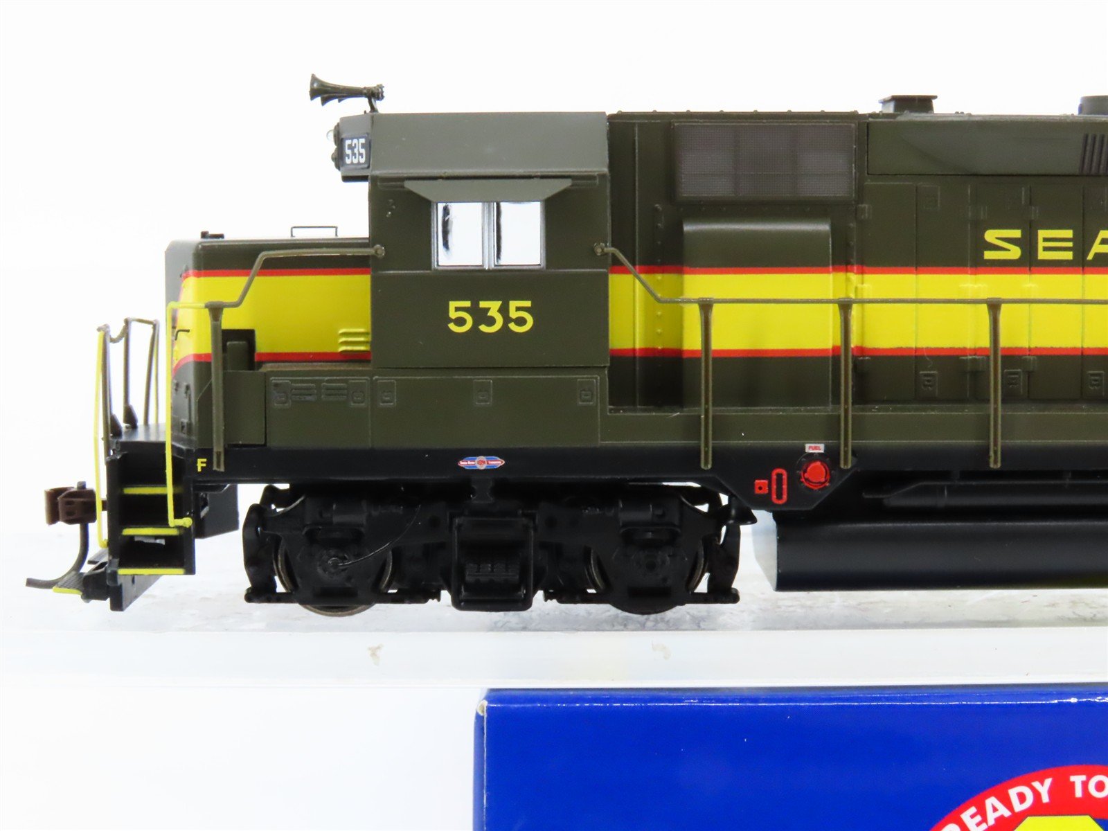 HO Scale Athearn 96064 SAL Seaboard Air Line EMD GP35 Diesel #535 - DCC Ready